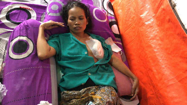 idap Kanker Payudara, Bantu Pengobatan Bu Rukayah