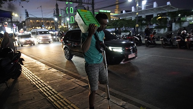 Satu Kaki Seribu Langkah Perjuangan Pak Amin - 21665