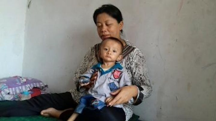 BANTU IQBAL BAYI YANG TERLAHIR TANPA ANUS DAN KAKI KIRI - 535