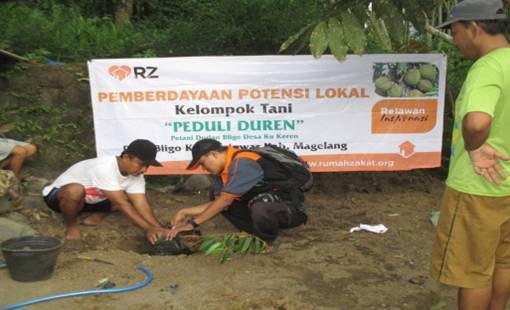 Berdayakan Masyarakat Bligo Dengan Program Peduli Durian Dan Desa Wisata Air - 654