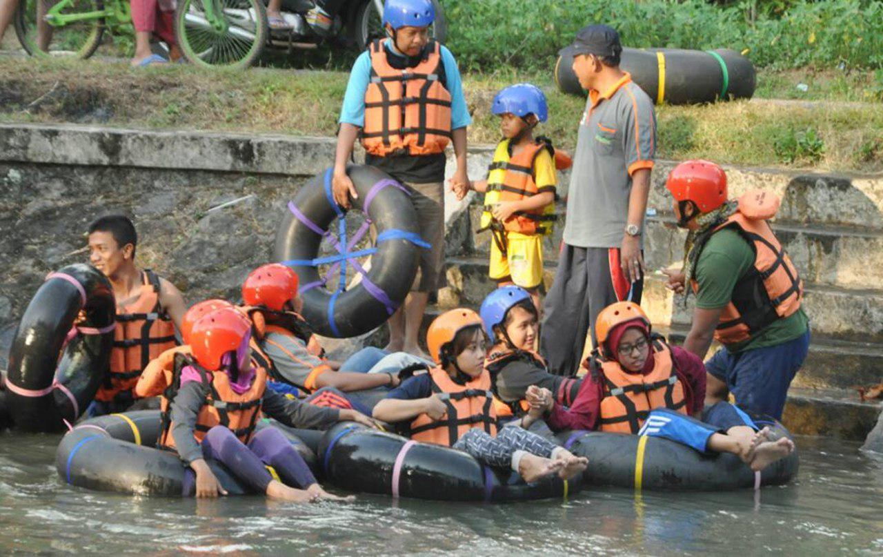 Berdayakan Masyarakat Bligo Dengan Program Peduli Durian Dan Desa Wisata Air - 654