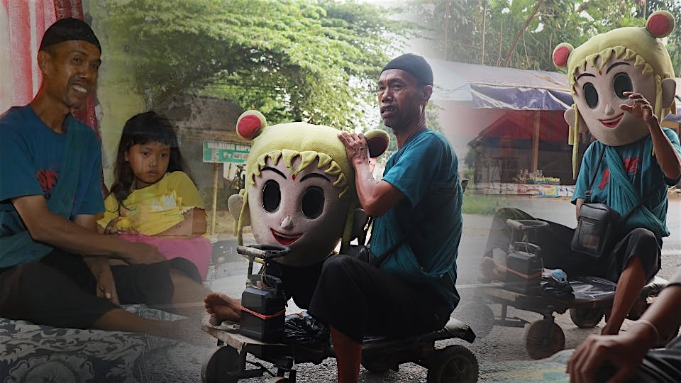 Perjuangan Badut Difabel Demi Masa Depan Anaknya - 21715
