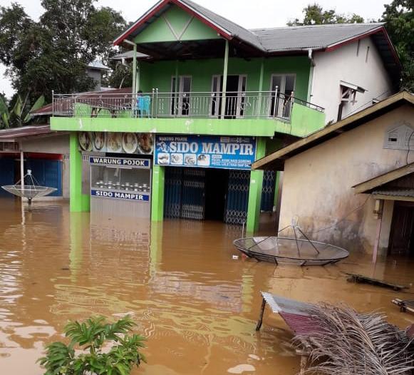 Bantu Korban Banjir Bandang dan Longsor di Lebak - 5311