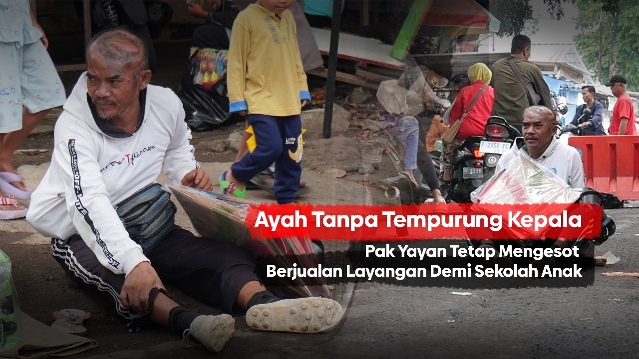 Menegsot Berjualan Layangan Demi Masa Depan Sang Anak - 21756