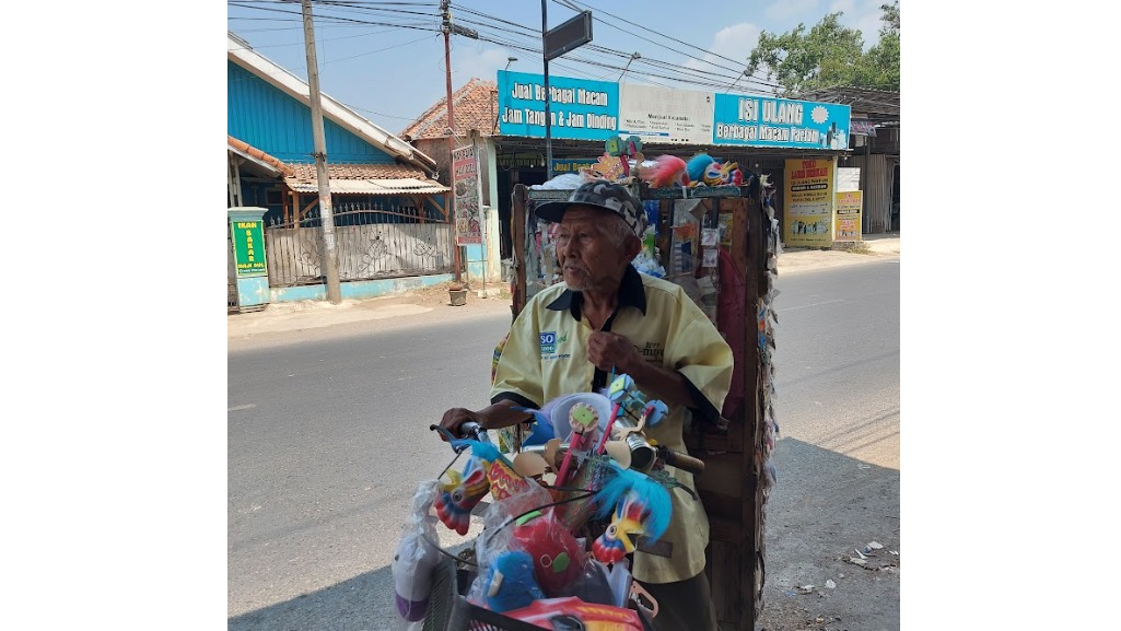 Wujudkan Mimpi Mulia Lansia Penjual Mainan - 16330