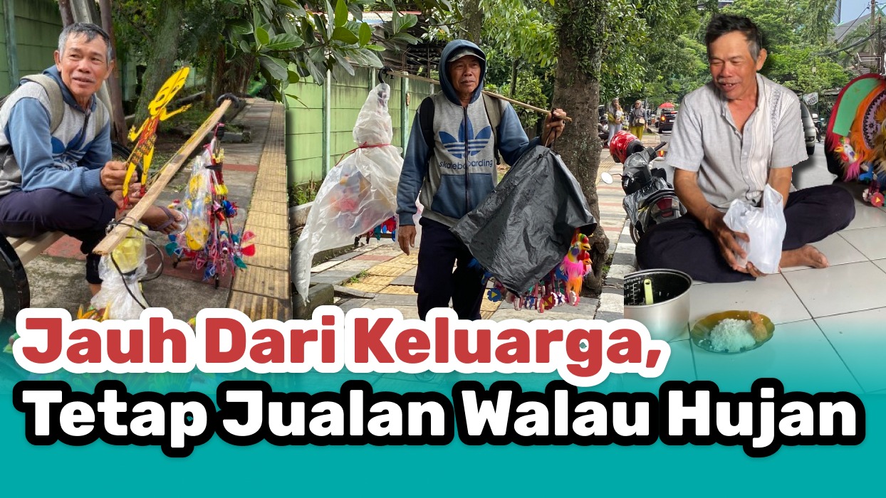 Tetap Jualan Walau Hujan Abah Koko Berjalan 10 KM - 19381