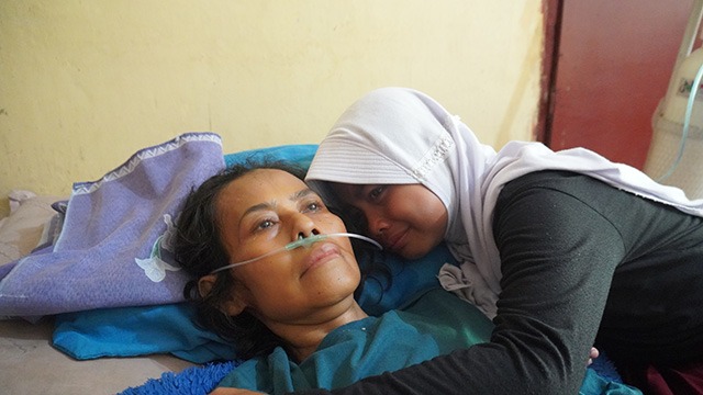 Masih SD Tapi Harus Berjuang Demi Pengobatan Nenek - 20968