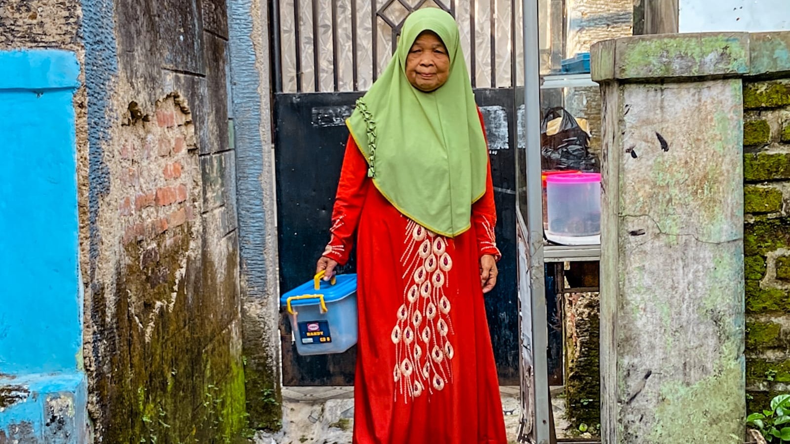 Keranjang Gorengan dan Doa di Ujung Jalan - 22434