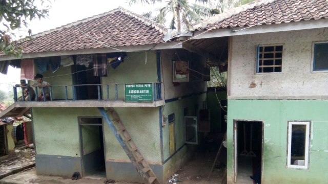 Bantu Bangun Pesantren di Pelosok terpencil Cianjur - 5380