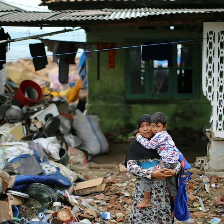 Bangun Rumah Saudara Korban Tsunami Selat Sunda - 1884