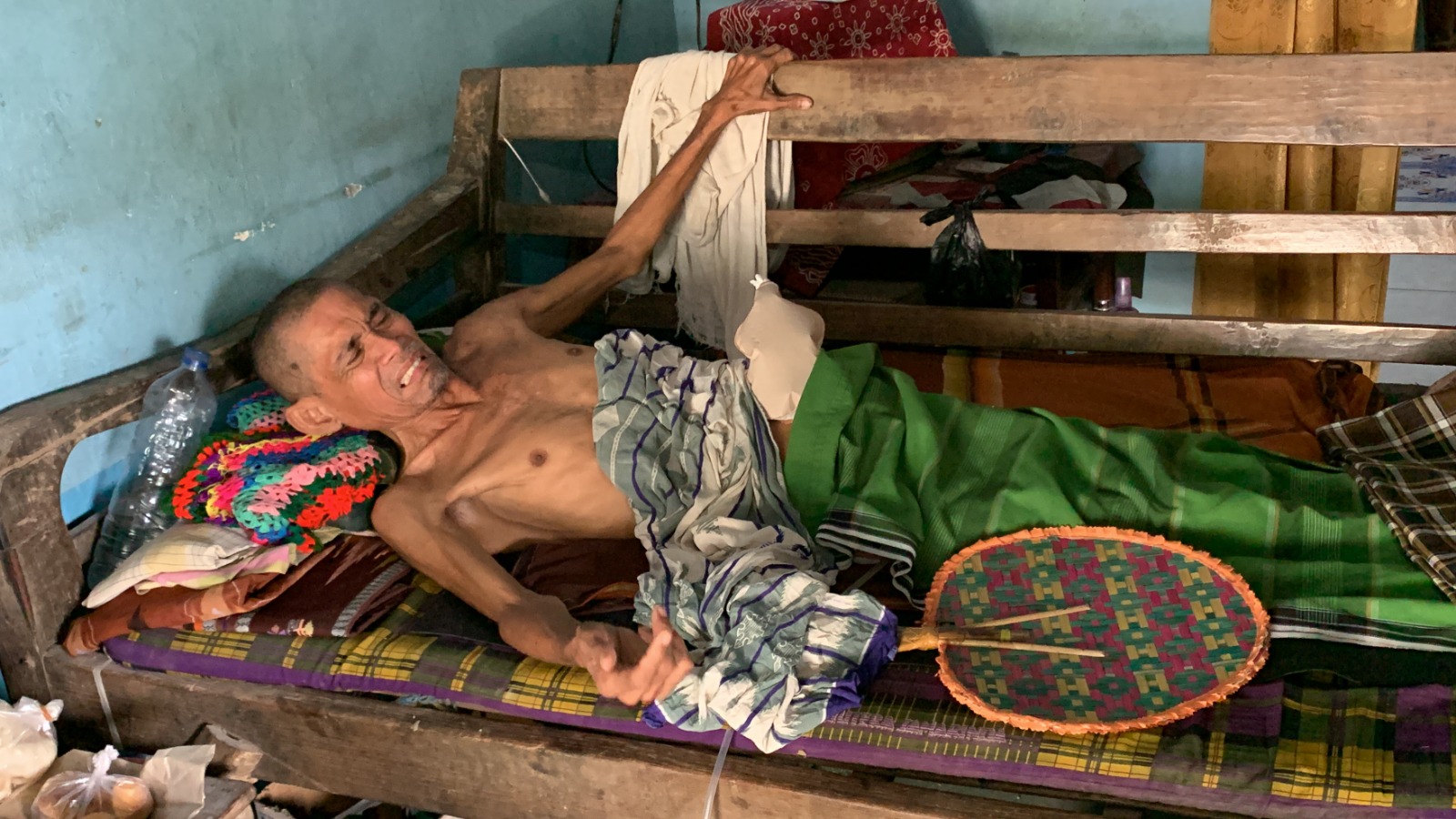 foto pak suparman kesakitan